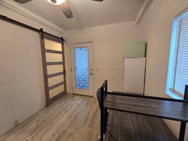 $2,650 / 1br - Estudio Coze En alquiler en el centro de North Palo Alto (palo alto)63867927834115121