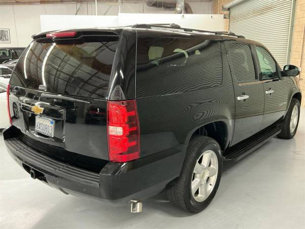 2013 Chevrolet Chevy Suburban 1500 LS Quick  Easy Experience! - $14,507 (+ Executive Auto Sales)63499424876929123
