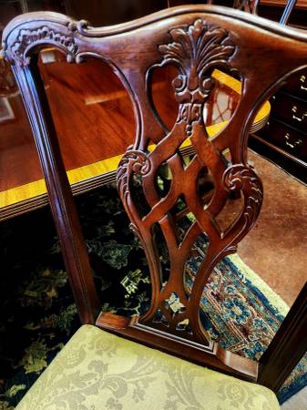Ethan Allen Mesa de Caoba Georgiana con Doble Pedestal/8 Sillas - $4.999 (3221 Hwy 52W, Suite D, Pelham, AL)63440275875715124