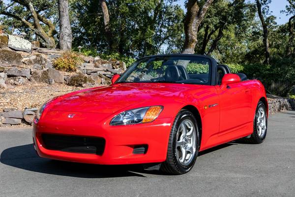 HONDA S2000 PRISTINE CONDITIONS ONLY 11,600 MILES ON IT 1