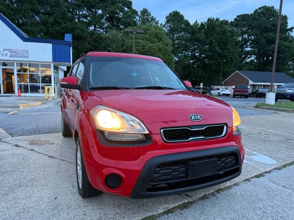 2012 Kia Soul runs excellent ! - $3,650 (Chesapeake)63621686486659121