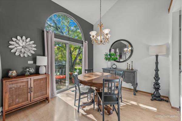$300,000 / 2br - 1403ft2 - OPEN HOUSE Sat 10/25 12-2pm - 1050 Rockport Drive! (Carol Stream)64173448318723124