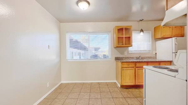 $1,995 / 1br - 700ft2 - 🔗LARGE 1 BED FOR RENT ~ READY FOR IMMEDIATE MOVE IN (oakland east)63936604047747122