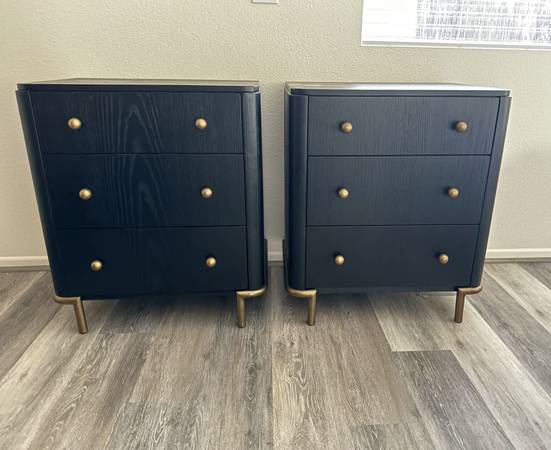 2 NIGHTSTANDS -White Oak Finished in Black + Dovetail Drawers 1