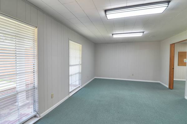 $310,000 / 4br - 2800ft2 - Espacio de oficina zonificado T5, conveniente al centro (Gulfport original)63762052958339122