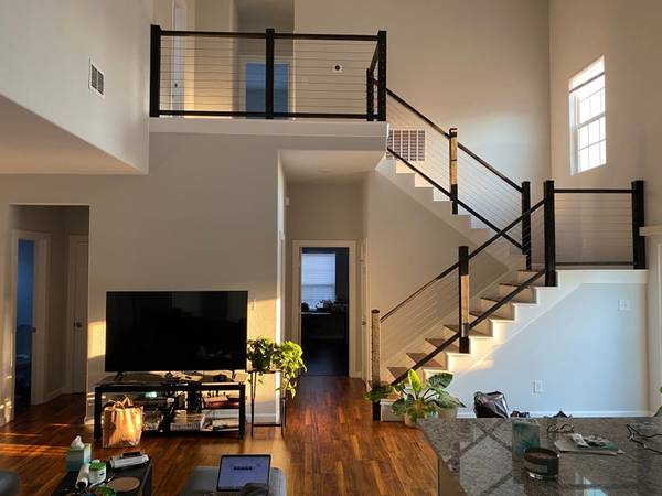 $400 2 bedrooms, 1 bath for ONE person $1200 (Morningside)63796257290881123