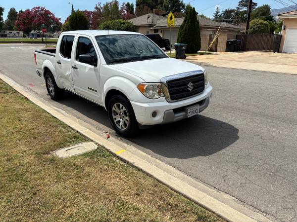 2011 Suzuki equator/frontier pick up - $4,700 (Temple city)63623776464385124