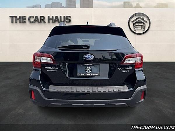2018 Subaru Outback 3.6R Limited - $18795.0063469630325635123
