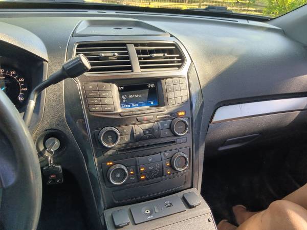 2018 Ford Explorer - $9,850 (Durham)63617723512193124