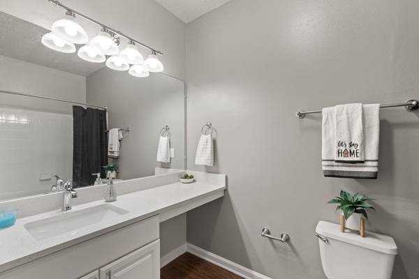 $1,749 / 1br - 780ft2 - Playground and playhouse for puppies, 1 bedroom (7887 N Lockwood Ridge Rd, Sarasota, FL)62946970243585124