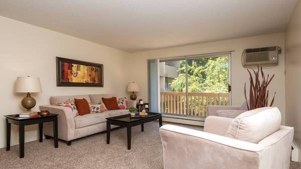 $1,406 / 2br - 990ft2 - Fully Equipped Kitchens, Platinum Service, Large Fitness Center (Ramsey County)63666914518659120