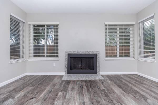 $2,470 / 2br - 1230ft2 - High-speed Internet Access, Beautiful Landscaping, 2bd 2.5ba (54 Quay Court, Sacramento, CA)63844737567873123