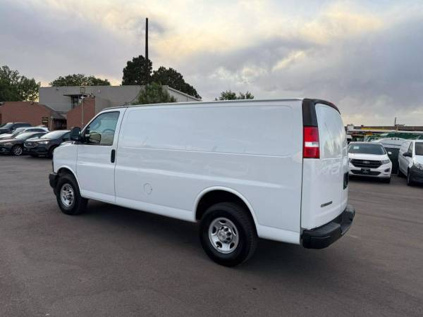 2022 Chevrolet Express 2500 Cargo Chevy Regular Van 3D Van - $18,900 (King Auto)63612118285571122