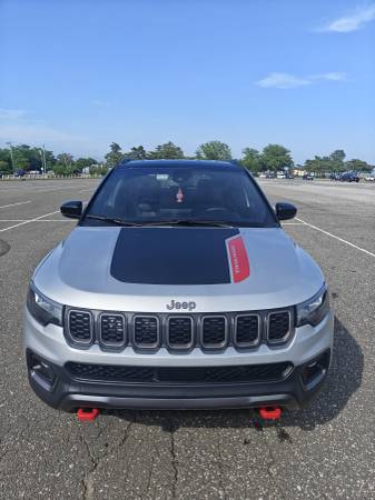 2025 JEEP COMPAS TRAILHAWK - $26,500 (STATEN ISLAND)63614764321539120
