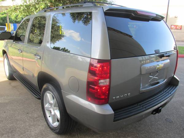 2007 CHEVROLET TAHOE ~LEATHER~3RD SEAT~ COLD AC~RUNS GREAT~~ - $7,995 (RICHMOND/ROSENBERG)63622429460481124