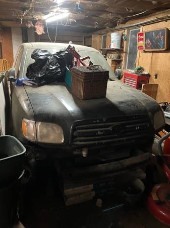 2001 Toyota tundra 1