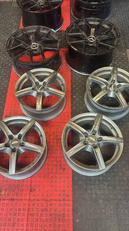 17" Wheels Used set 5x114.3 Silver/Graphite Silver with tire Set 1