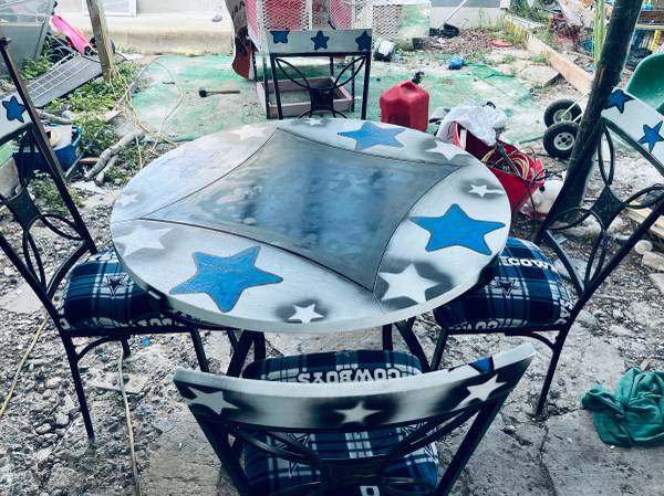 Table with chair 1