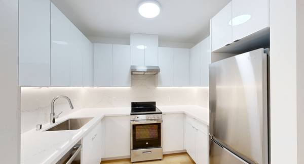 $5,645 / 2 habitaciones - 733 pies² - 2844 Lyon@Greenwich/Cocina remodelada/L+D en unidad/Cerca del Presidio + POFA (marina / cow hollow)63847325731457120