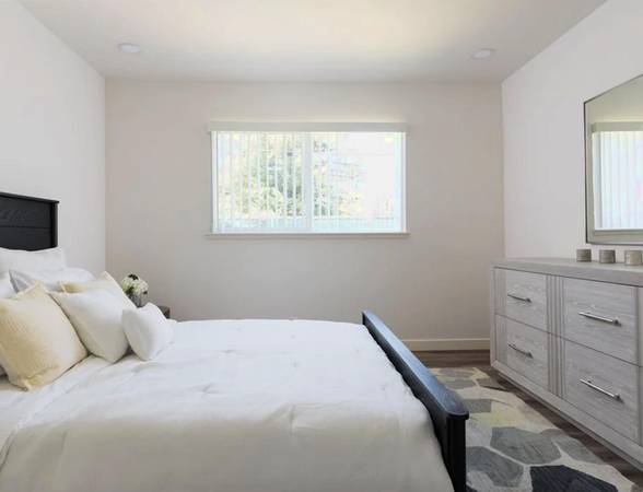 $2,295 / 2br - 1 MTH FREE - Stainless Steel Appliances | Washer & Dryer in unit (santa rosa)63622957784193121