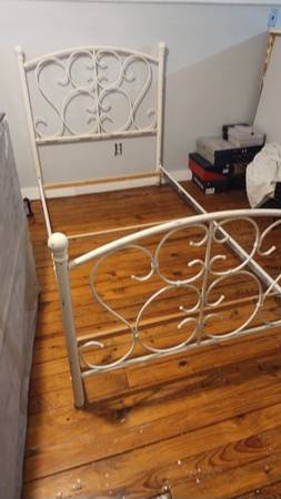 Twin Bed, mattress and box spring 1