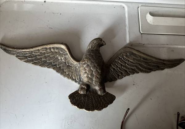 Vintage metal eagle wall Hanging, Korea, 19 Inch Wings 1