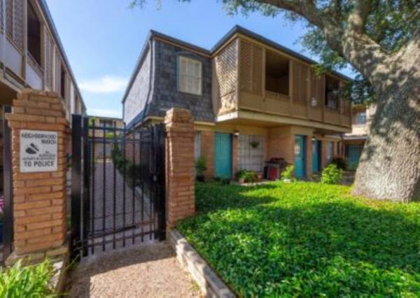$1460.00 / 3br - 1125ft2 - Palm Shores63812507357057121