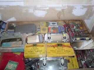 Wanted GM accessories in this style box 1