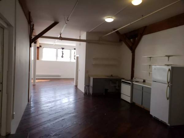 $1,971 / 2br - 1060ft2 - Best spot in Oakland! 2 bed/1 bath. Book a visit! (Oakland)63880130894849122