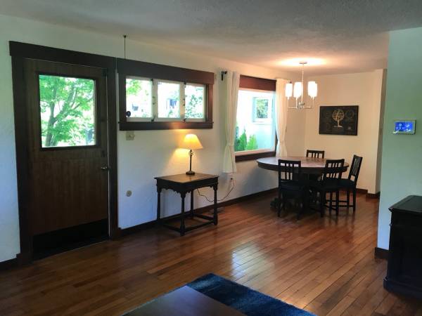 $3,600 / 2br - 772ft2 - Secret Garden Home, Ideal Berkeley Location (berkeley)63946804749186123