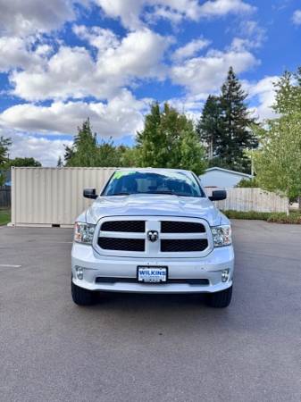 2017 RAM Express Quad Cab - Photo 2