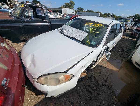 ✨ 2013 Chevrolet Impala - PARTING OUT - T-20 - STK#33240 ✨ 1