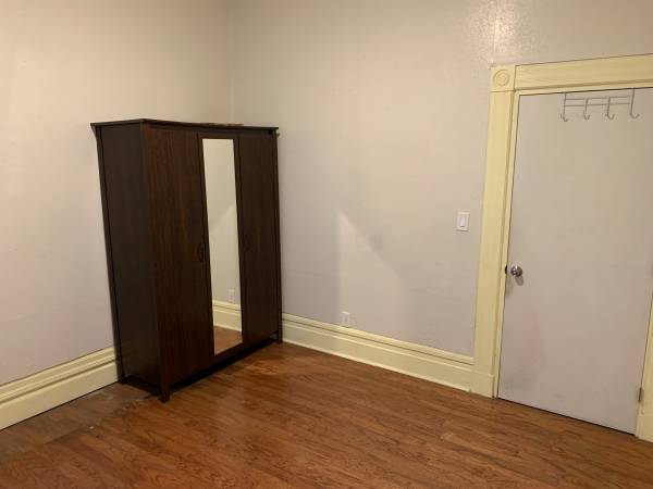 HABITACIÓN PRIVADA DE $1000 DISPONIBLE (centro de Oakland)63880015079043121