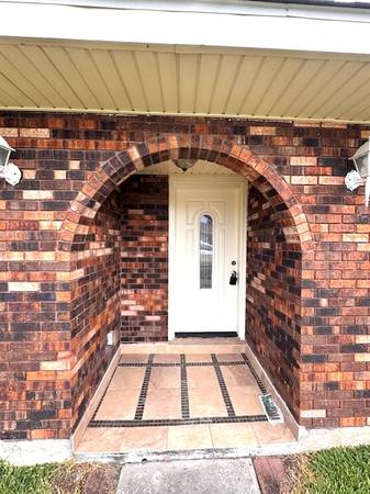 $1,800 / 3br - 1800ft2 - Chalmette home 3 bedrooms, 2 baths. Move in Ready! (Chalmette)63792246116739120