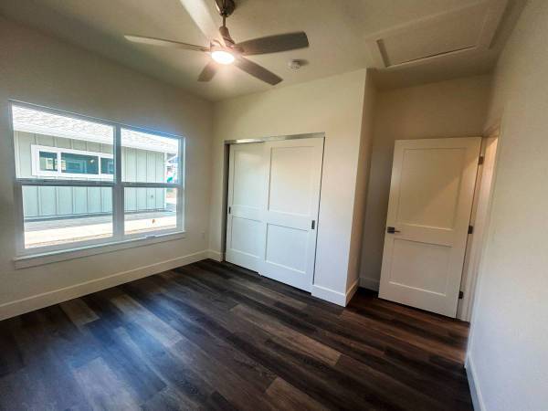 $1,800 / 2br - HERMOSA CASA ADOSADA DE 2 HAB Y 2,5 BAÑOS EN ALQUILER (Hillsborough, NJ)63676328703235121