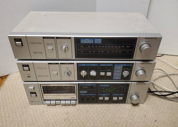 Vintage 80's silver face Receiver Amp, Cassette tape deck, and Tuner - $80 (North Seattle)63471355201153122