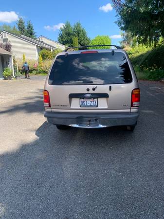 1998 Ford Explorer 4D SUV 4WD - $2,500 (Puyallup)63617194515457123