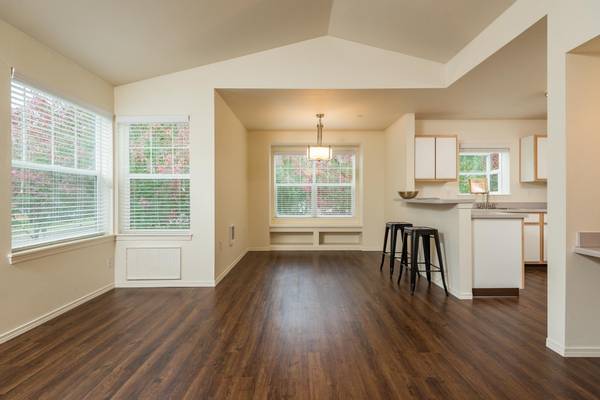 $2,400 / 3br - 1181ft2 - ¡$1,000 de descuento en el primer mes de alquiler en apartamentos seleccionados! Llama para obtener más detalles. (Wilsonville - I5, 205, Tigard, Oregon City, T)63831326694787123
