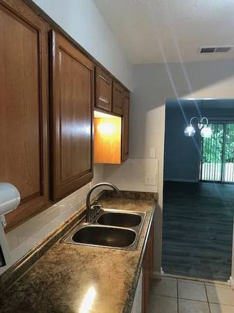 $850 / 2br - Room for rent! (Chapel Hill)64204223774338124