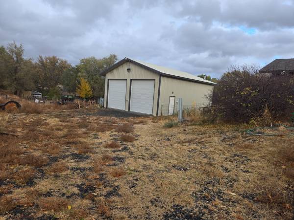 $472,000 / 3br - 1410ft2 - house in selah64319761472002124