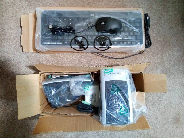 NEW Computer Speakers, Keyboard and Mouse 1