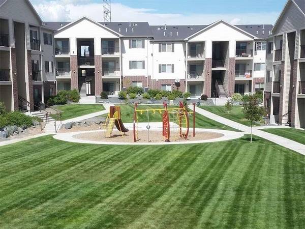 $1,300 / 1br - 693ft2 - Microondas, Lavadora y Secadora de Tamaño Completo, Lavavajillas, Bañera de Hidromasaje Cubierta63672899474305124