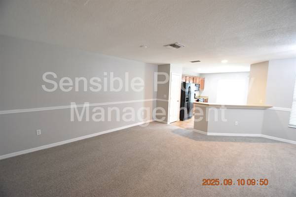 $1,895 / 3br - 1500ft2 - 2447 Hibiscus Bay Ln ~ Edgewater at Lake Brandon Townhome (Brandon)63991084701826121