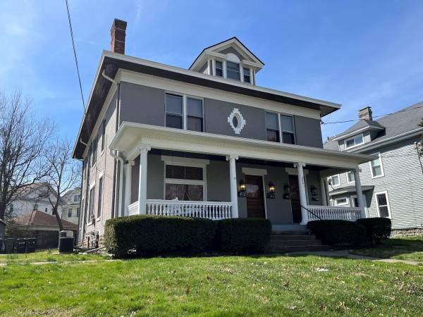 $1,595 / 3br - LARGE 3 BD - CAMERON (NORWOOD)63974469742211120