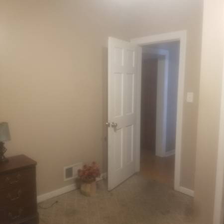 $800 / 1br - 800ft2 - Room for rent in private home (Linthicum bwi glen burnie)63974185879810122