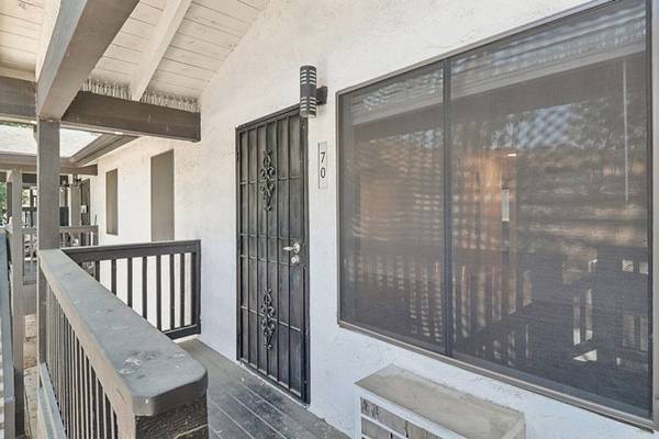 $2,050 / 2br - 850ft2 - Move In Special!! One Month FREE with a 12-15-Month Lease! (2660 Alpine Boulevard, Alpine, CA)63663871510915124