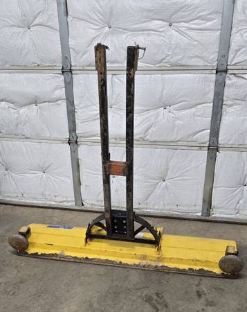 60 inch moose atv snowplow - $150 (Cumberland wi)63471095084803121