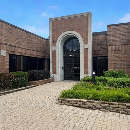 $2,200 / 1119ft2 - Office Suite for Lease – 1,119 Sq Ft Corner Unit – Vernon Hills, IL – (Vernon Hills)63781441820035124