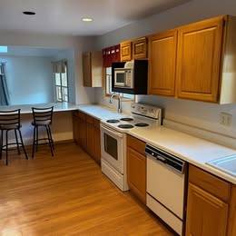 $2,400 / 3br - 1700ft2 - House for rent- Twin Lakes Wi (Twin Lakes)63846717500161123