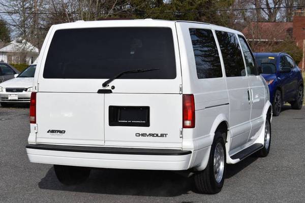 2003 Chevy Astro Van - 21.481 millas - Puertas holandesas - $21.500 (santa cruz)63470884522497123